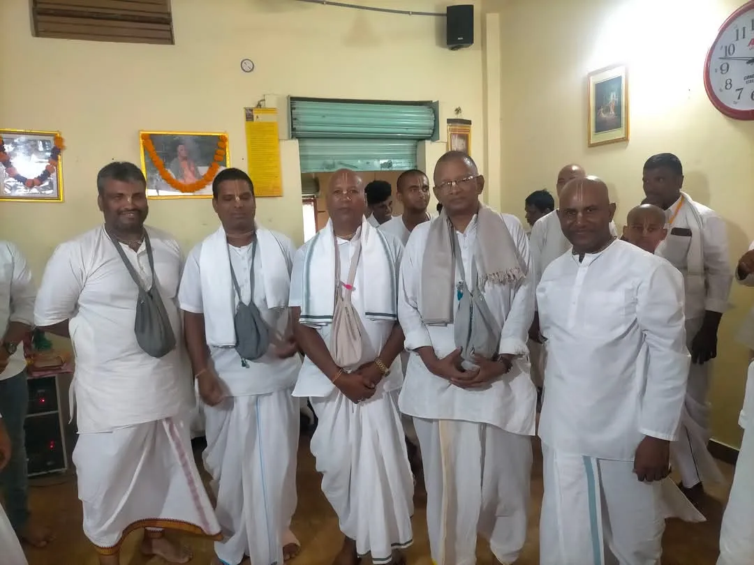 Varada Kirshna Prabhu & Ravi Gopal Prabhu 1